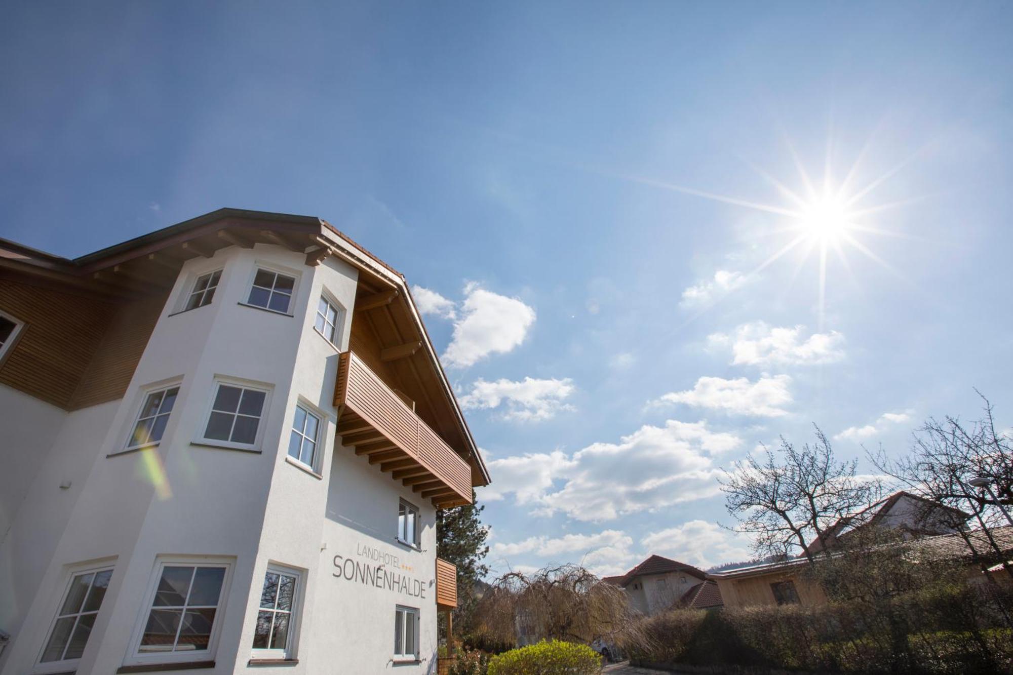 Landhotel Sonnenhalde Bad Boll Exteriör bild